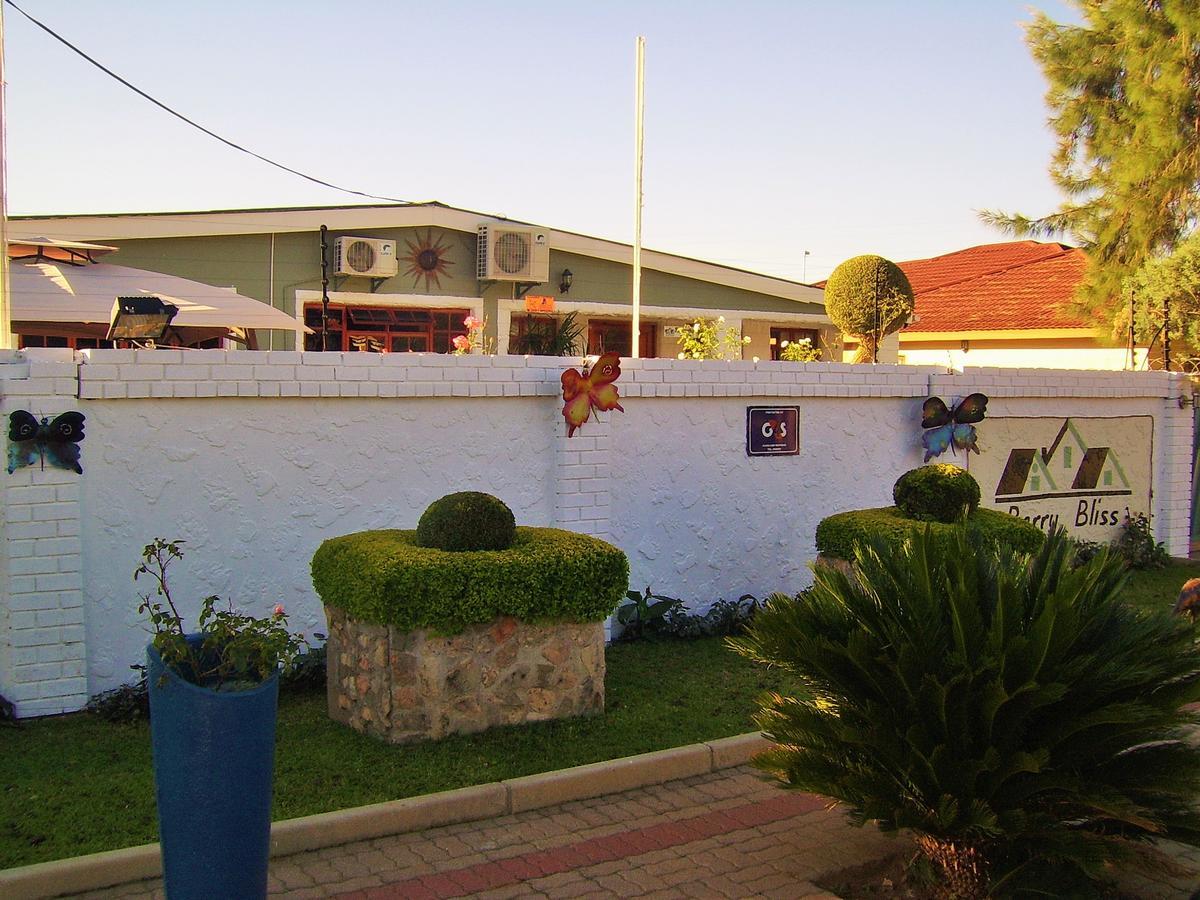 Berry Bliss Guest House Gaborone Exterior photo